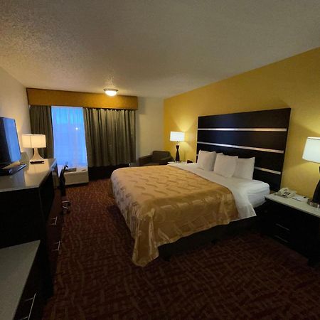 Quality Inn Fort Smith I-540 Room photo