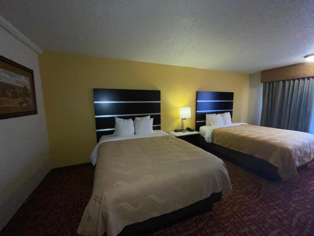 Quality Inn Fort Smith I-540 Room photo